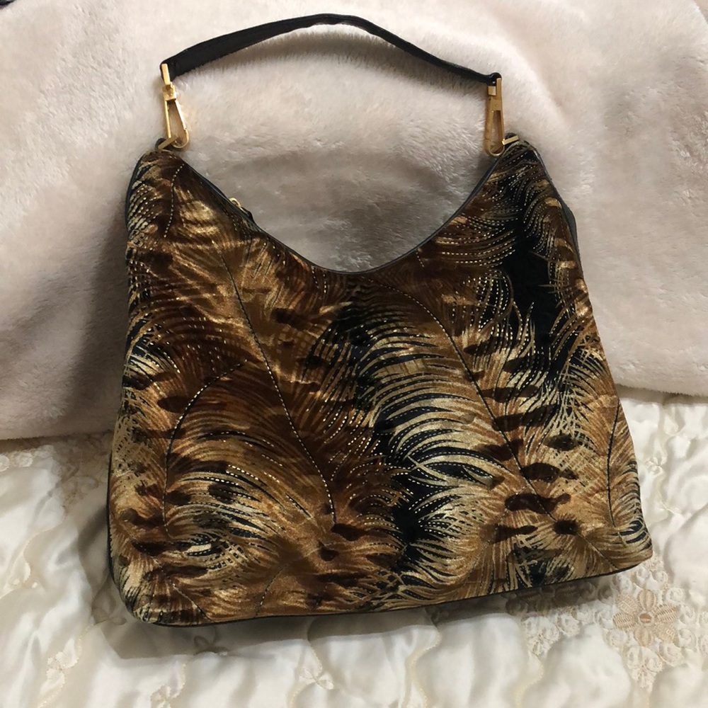 Wild Feathered print Velvet fabric Shoulder bag with interior organization